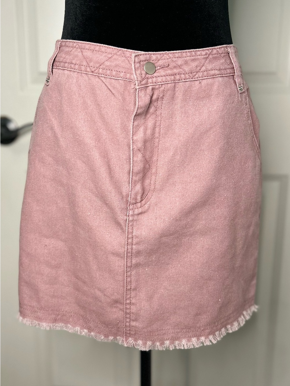 Honey Belle Pink Denim Mini Skirt Medium 100% Cotton Frayed Raw Hem Distressed